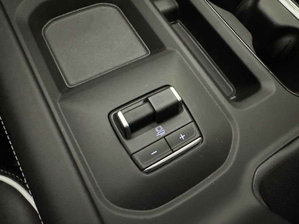 Used 2026 GMC Sierra 2500 AT4X w/ LPO, Black Badging Package AWD/4WD image 52