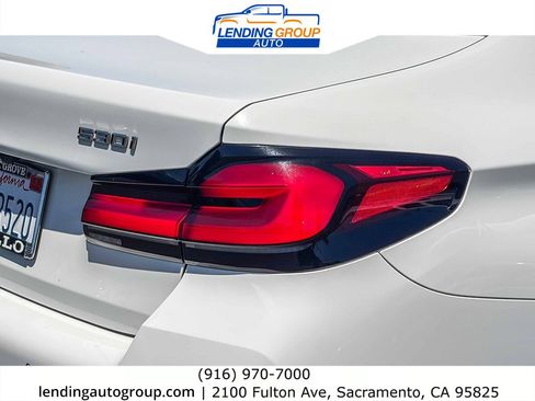 Used 2021 BMW 530i w/ M Sport Package RWD image 8