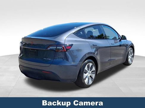 Used 2023 Tesla Model Y Long Range AWD/4WD image 7