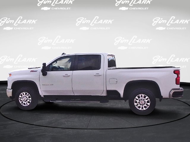 Used 2024 Chevrolet Silverado 2500 LT AWD/4WD image 19