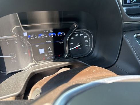 Used 2021 GMC Yukon SLT w/ SLT Premium Package image 7