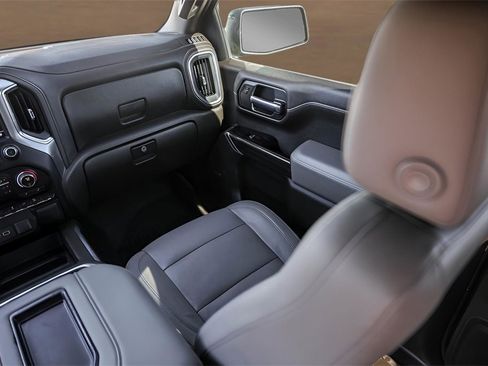 Used 2020 Chevrolet Silverado 1500 LT Trail Boss image 29