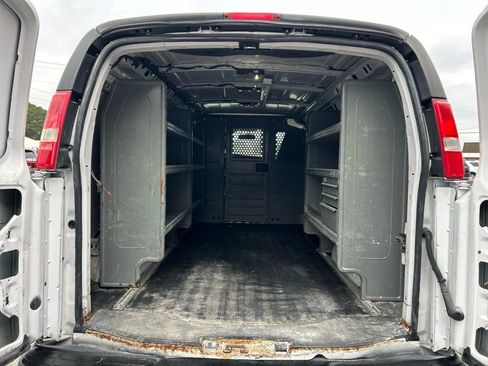 Used 2019 Chevrolet Express 2500 Van 3D w/ Communications Package image 26