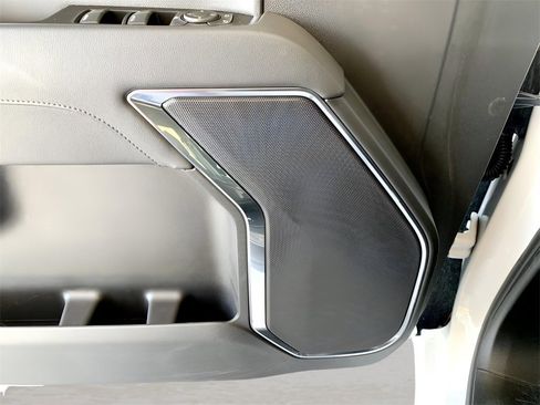 Used 2023 GMC Sierra 1500 Elevation image 14