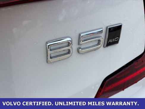 Certified 2023 Volvo S60 B5 Plus image 9