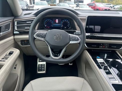 New 2026 Volkswagen Atlas SEL Premium R-Line image 18
