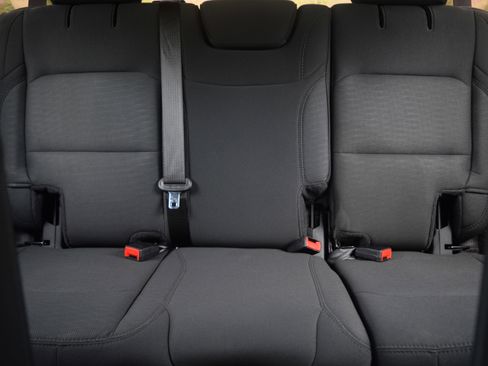 Used 2020 Jeep Wrangler Unlimited Sport S image 28