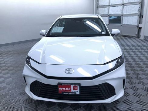 Used 2026 Toyota Camry LE FWD image 15