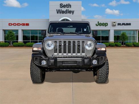 Used 2020 Jeep Gladiator Overland w/ Safety Group image 2
