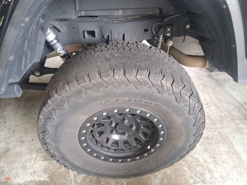 Used 2021 Jeep Gladiator Rubicon AWD/4WD image 8