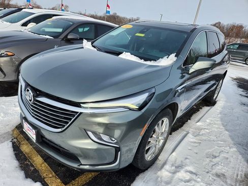Used 2023 Buick Enclave Essence w/ Experience Buick Package image 1