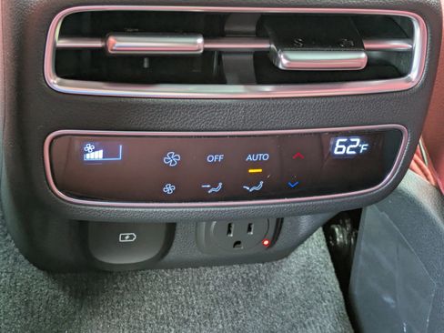 New 2026 Genesis GV70 2.5T Sport Prestige AWD/4WD image 15