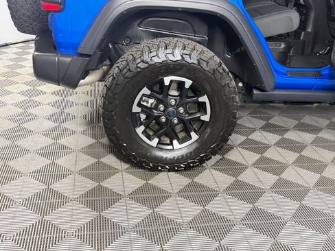 Used 2024 Jeep Wrangler Unlimited Rubicon 4xe w/ Technology Group AWD/4WD image 11