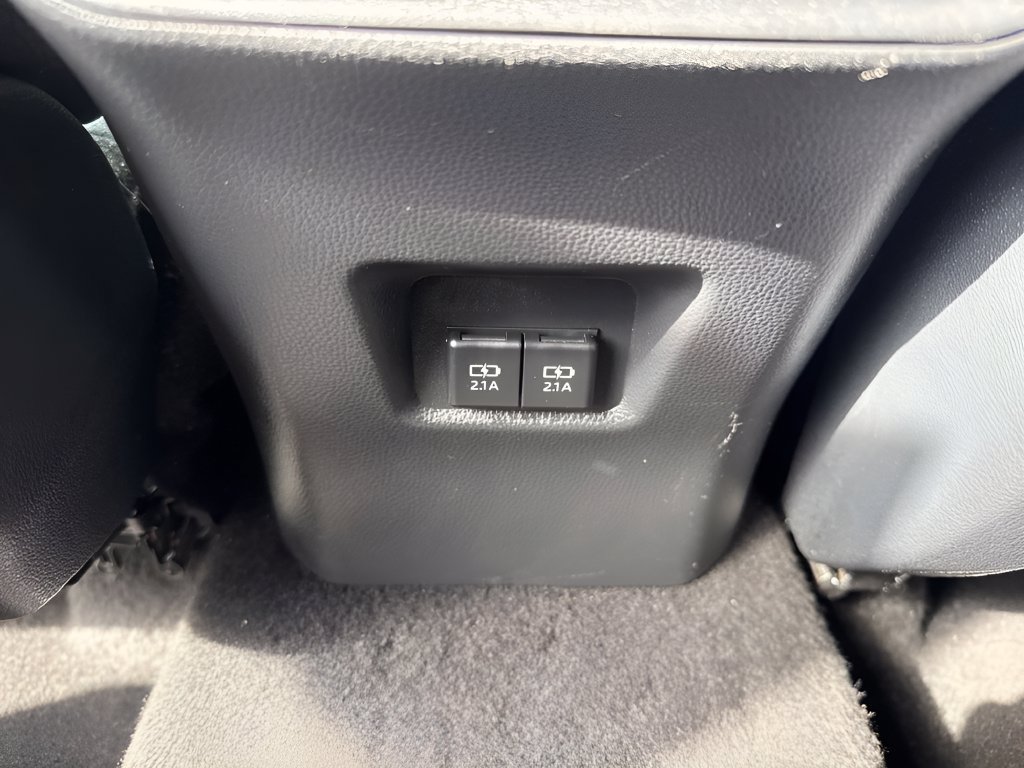 Used 2021 Toyota RAV4 Limited w/ Limited Grade Weather Package AWD/4WD image 22