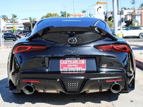 Used 2024 Toyota Supra Premium w/ Driver Assist Package image 5