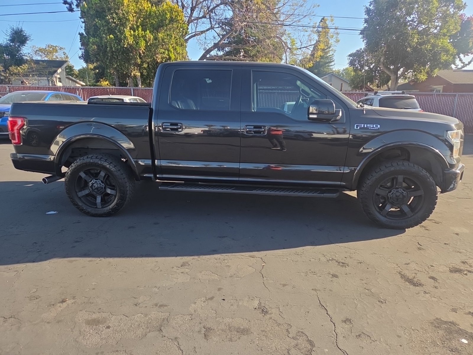 Used 2015 Ford F150 Lariat AWD/4WD image 3