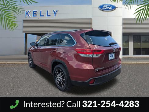 Used 2018 Toyota Highlander SE AWD/4WD image 8