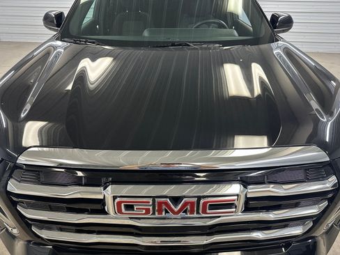 Used 2025 GMC Terrain Elevation FWD image 37