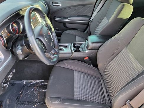 Used 2019 Dodge Charger SXT w/ Driver Confidence Group image 13