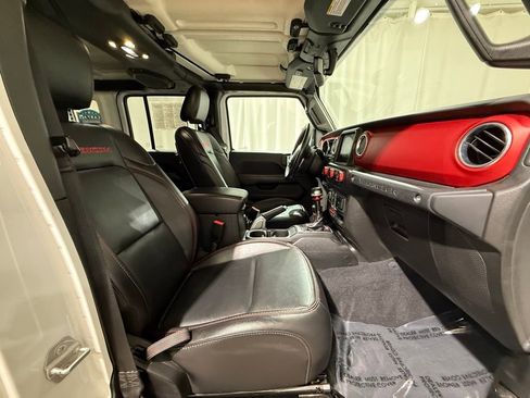 Used 2019 Jeep Wrangler Unlimited Rubicon image 20