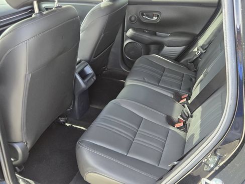 Certified 2024 Honda HR-V EX-L image 12