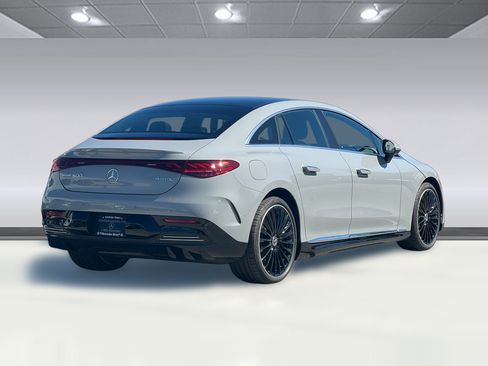 Used 2023 Mercedes-Benz EQE 500 4MATIC Sedan image 8
