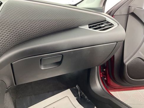 Used 2024 Chevrolet Malibu LT image 35