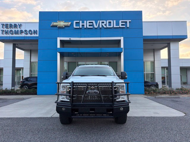 Used 2025 Ford F250 XLT w/ FX4 Off-Road Package AWD/4WD image 2