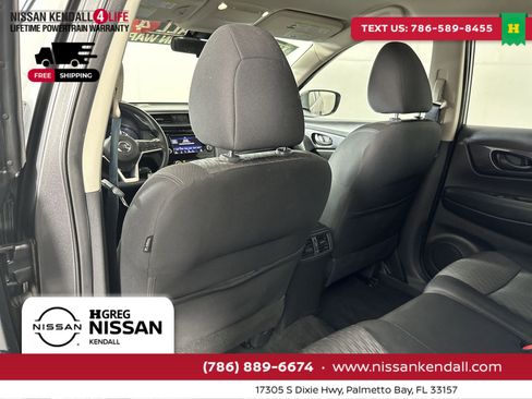 Used 2020 Nissan Rogue S image 28