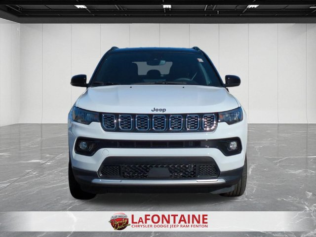 Used 2024 Jeep Compass Limited AWD/4WD image 8