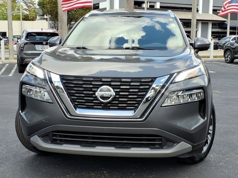 Certified 2021 Nissan Rogue SV w/ Premium Package image 2