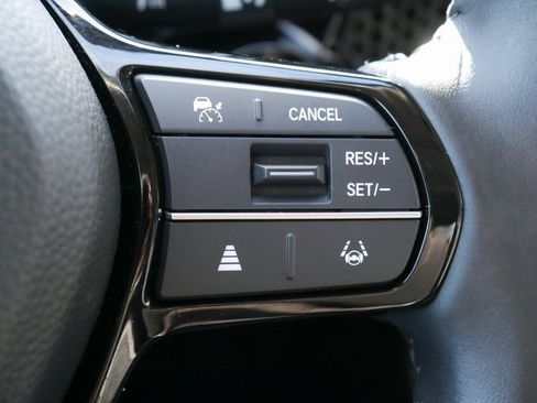 Used 2024 Honda CR-V EX-L image 25