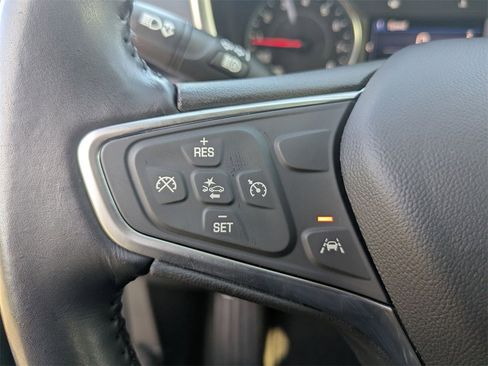 Used 2022 Chevrolet Equinox LT image 18