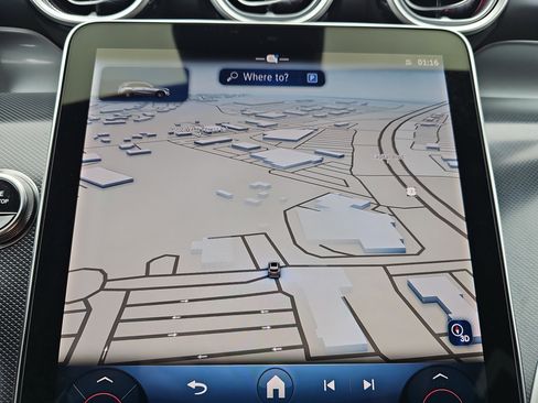 Certified 2025 Mercedes-Benz GLC 300 4MATIC image 25