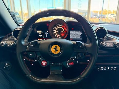 Used 2021 Ferrari F8 Tributo image 12