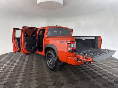 New 2026 Nissan Frontier PRO-4X w/ Pro-4x Convenience Package image 15