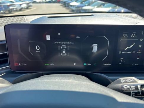 Certified 2024 Kia EV9 GT-Line AWD/4WD image 16