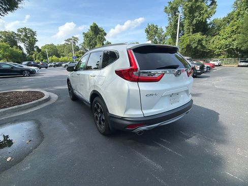 Used 2019 Honda CR-V Touring image 12
