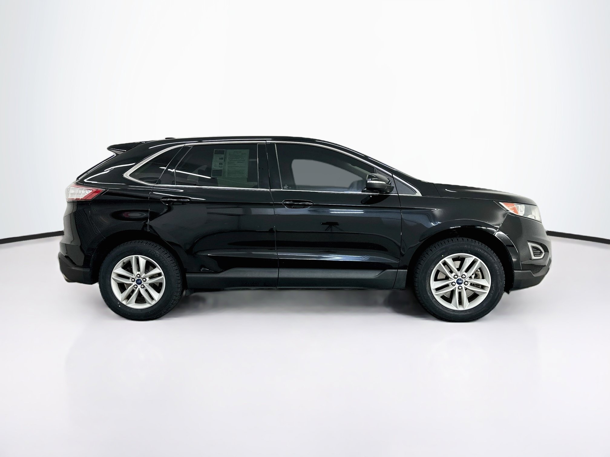 Used 2018 Ford Edge SEL w/ Equipment Group 201A AWD/4WD image 10