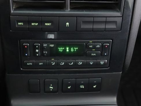 Used 2010 Ford Explorer Sport Trac Limited AWD/4WD image 24