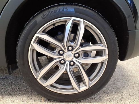 Used 2019 Cadillac XT4 Sport image 7