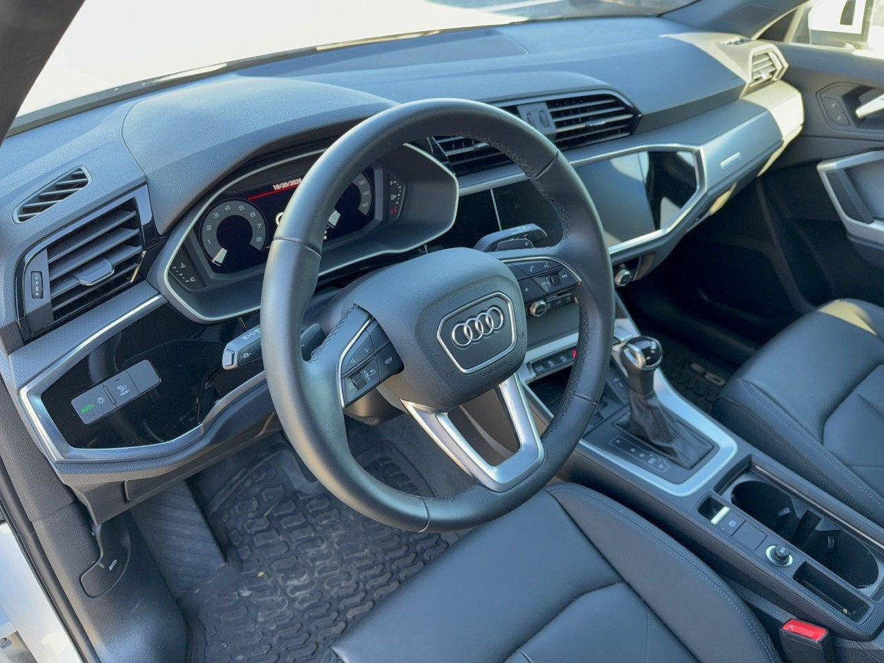 Used 2025 Audi Q3 2.0T Premium AWD/4WD image 4