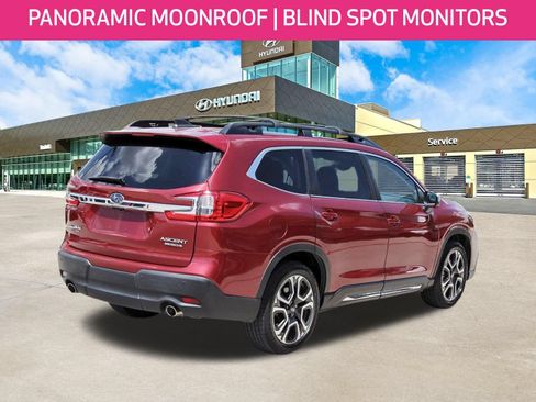 Used 2023 Subaru Ascent Limited w/ Technology Package AWD/4WD image 5