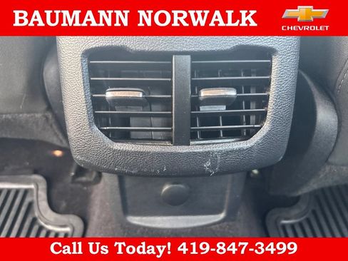 Used 2017 Ford Fusion SE w/ Fusion SE Technology Package FWD image 36