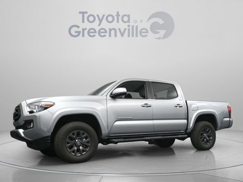 Used 2023 Toyota Tacoma SR5 w/ Technology Package RWD image 4
