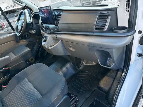 Used 2022 Ford E-Transit Medium Roof w/ Load Area Protection Package image 28