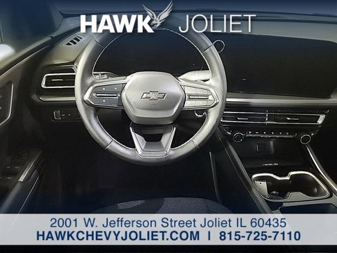 Used 2026 Chevrolet Traverse LT w/ Midnight/Sport Edition FWD image 13