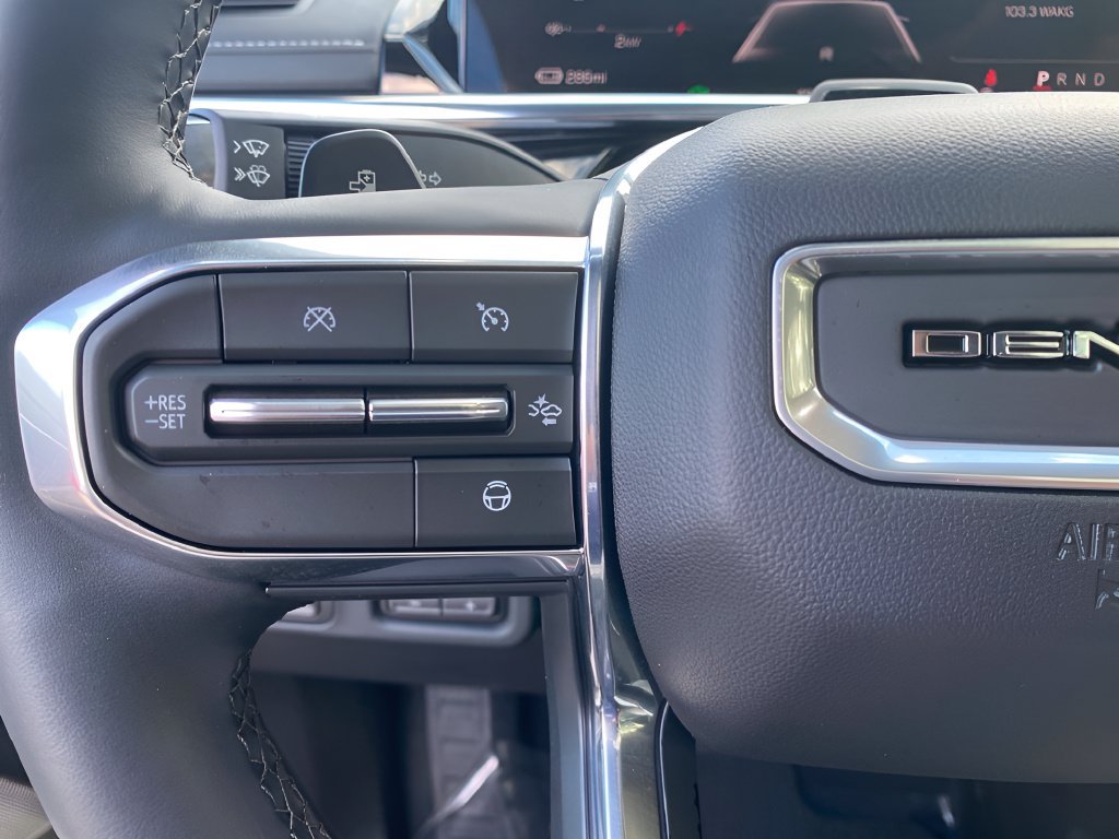 Used 2025 GMC Sierra EV Denali AWD/4WD image 21