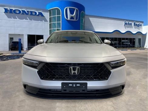 New 2025 Honda Accord LX image 9