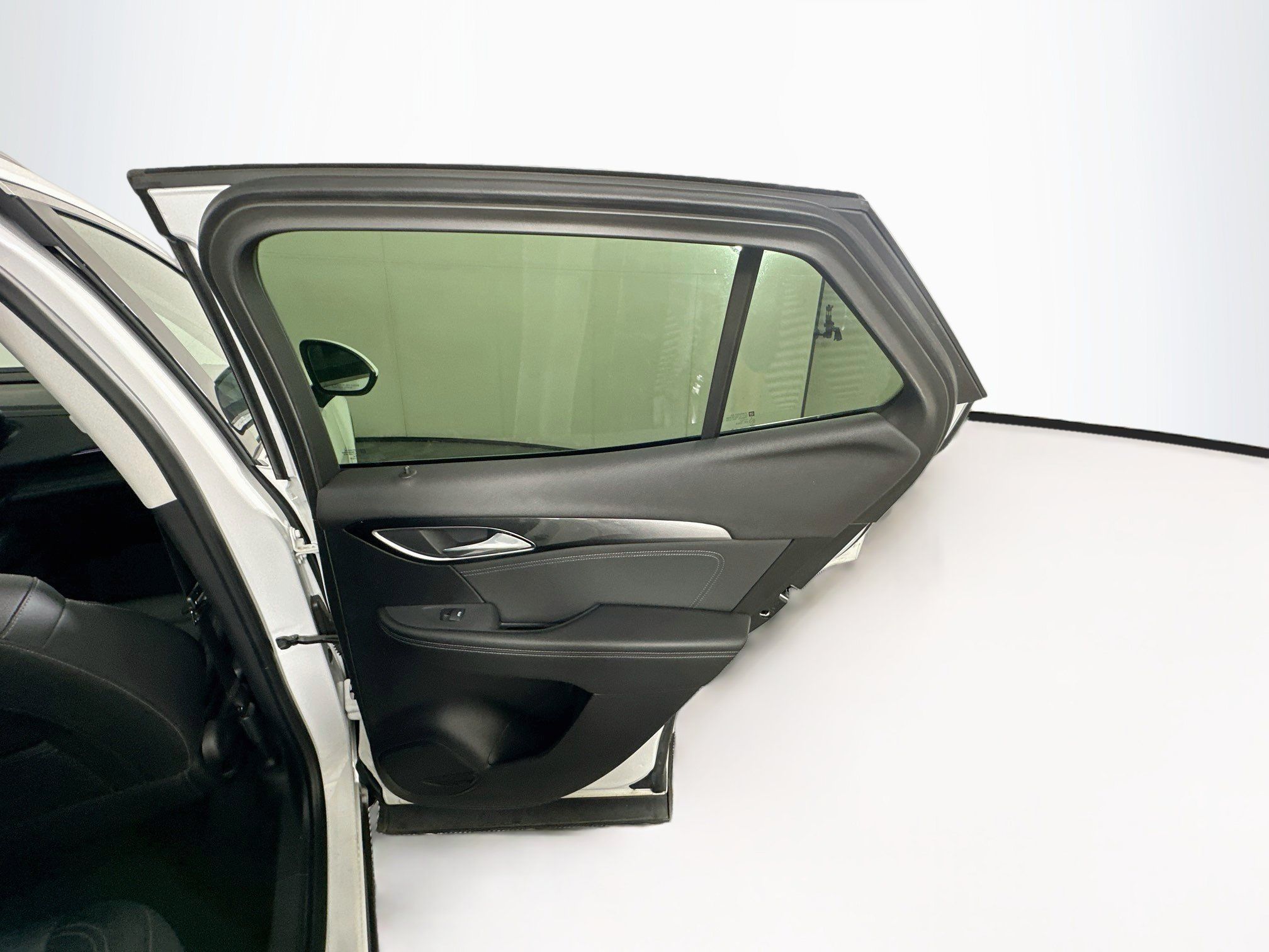 Used 2024 Buick Envision Preferred AWD/4WD image 29
